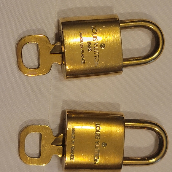 Louis Vuitton Padlock Set - Picture 2 of 5
